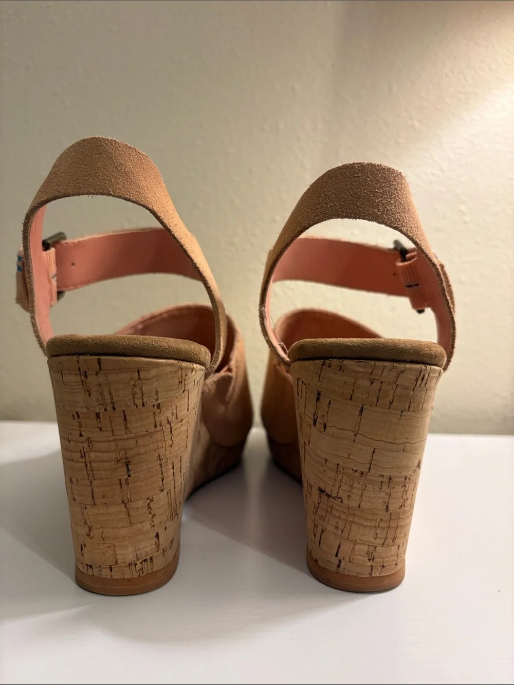 Women’s pink Suede Wedge Sandals with Buckle Strap